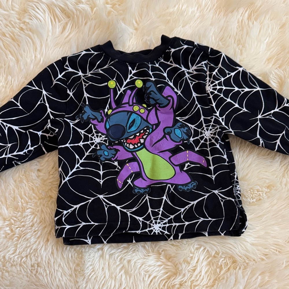 Stitch Aulani Glow in the dark shirt